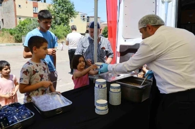 Aşure geleneği Şirinevler&rsquo;de yaşatıldı
