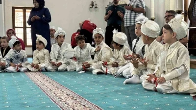 Ata binip oyunlar oynayarak unutulmaz bir g&uuml;n yaşadılar
