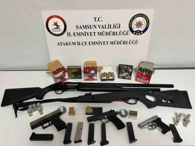 Atakum’da ruhsatsız silah ve mühimmat ele geçirildi
