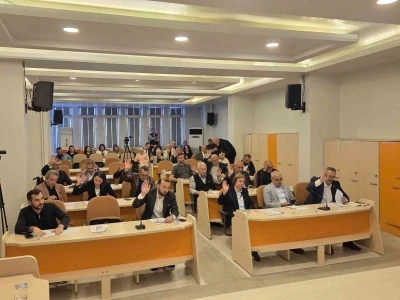 Atakum meclisinde yatırım ve maaş g&uuml;ndemi
