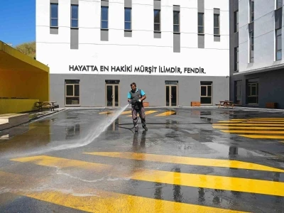 Ataşehir Belediyesi okulları yeni döneme hazırlıyor
