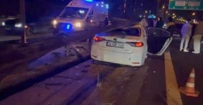 Ataşehir&rsquo;de makas kazası : 2 hafif yaralı
