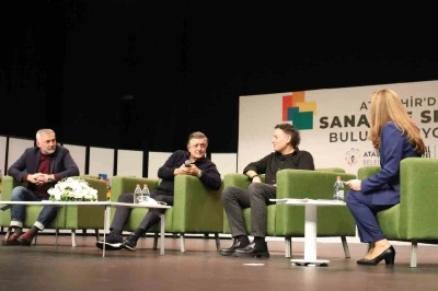 Ataşehir&rsquo;de sanat ve spor alanında &uuml;nl&uuml; isimleri buluşturan panel
