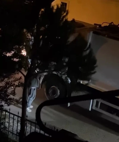 Ataşehir’de trafikte çöp kamyonu şoförüne levyeli saldırı kamerada
