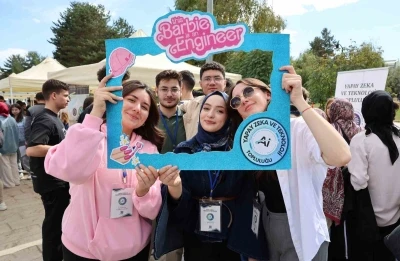 Atatürk Üniversitesi’nde &quot;Kampüse hoş geldin&quot; oryantasyon programı başladı
