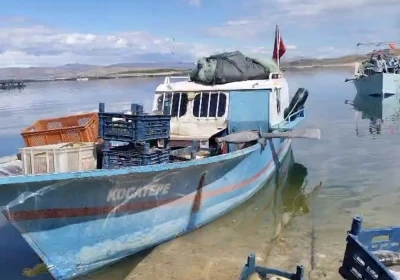 Av yasağı başladı: Balık&ccedil;ılar teknelerini karaya &ccedil;ekti
