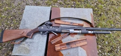 Ava giderken av oldu: Tetiğe bastı, t&uuml;feği elinde par&ccedil;alandı
