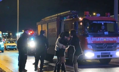Avcılar&rsquo;da kaza yerini karıştıran kadınlar kamerada
