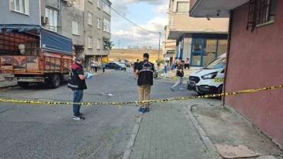 Avcılar’da &quot;yan baktın&quot; kavgası: 1 ölü
