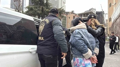 Avcılar&rsquo;da tokatla başlayan tartışma cinayetle bitti: 1&rsquo;i kadın 3 ş&uuml;pheli g&ouml;zaltına alındı
