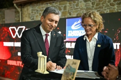 Avrupa’nın en iyi kürekçileri Antalya’da yarışıyor
