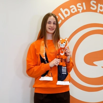Avrupa&rsquo;nın y&uuml;kselen sma&ccedil;&ouml;r&uuml; Aleksandra Uzelac, Eczacıbaşı Dynavit&rsquo;te
