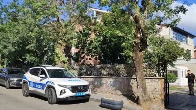 Avukat Rezan Epözdemir gözaltına alındı
