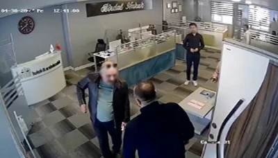 Avukata bı&ccedil;akla saldıran şahıs tutuklandı
