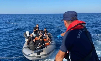 Aydın açıklarında 12 düzensiz göçmen kurtarıldı
