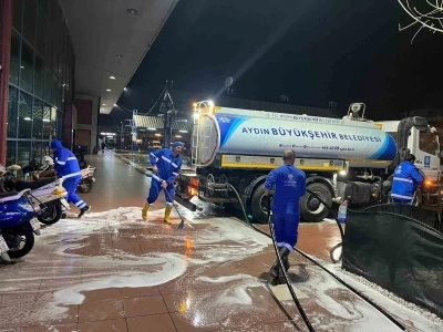Aydın B&uuml;y&uuml;kşehir&rsquo;den bayram &ouml;ncesi otob&uuml;s terminallerinde temizlik &ccedil;alışması
