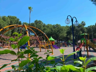 Aydın B&uuml;y&uuml;kşehir&rsquo;den Nazilli Atat&uuml;rk Parkı&rsquo;nda &ccedil;evre d&uuml;zenlemesi

