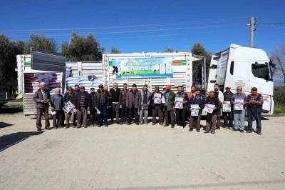 Aydın B&uuml;y&uuml;kşehir&rsquo;den Yenipazarlı &uuml;reticilere yem desteği
