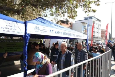Aydın Büyükşehir kışlık fideleri Germencikliler ile buluşturdu
