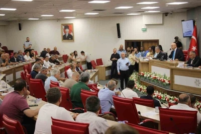 Aydın&rsquo;da 1,5 milyarlık yol hamlesi meclisten oy birliğiyle ge&ccedil;ti
