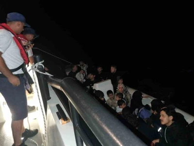 Aydın’da 17 düzensiz göçmen kurtarıldı
