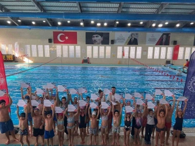 Aydın&rsquo;da 2 ayda 200 &ccedil;ocuk y&uuml;zme &ouml;ğrendi
