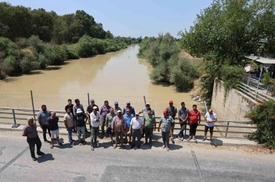 Aydın’da çiftçilerin su eylemi

