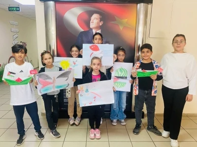 Aydın’da gençlerden Gazze’de yaşananlara sanatla dikkat çekti
