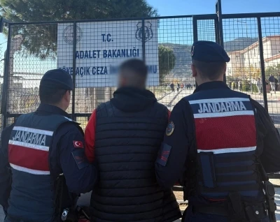 Aydın&rsquo;da jandarma ekipleri aranan şahıslara g&ouml;z a&ccedil;tırmadı

