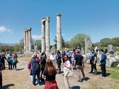 Aydın&rsquo;da polisler ve aileleri tarihle buluştu
