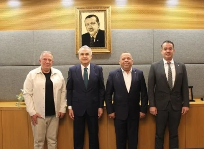 Aydın’ın CHP’li başkanlarından AK Partili vekile sürpriz ziyaret
