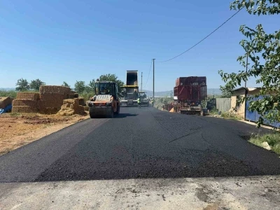 Aydın&rsquo;ın t&uuml;m il&ccedil;elerinde eş zamanlı yol &ccedil;alışmaları s&uuml;r&uuml;yor
