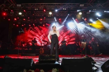 Aydın, kurtuluşunu Funda Arar&rsquo;la kutlayacak
