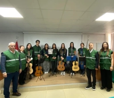 Aydın Lisesi&rsquo;nde &ouml;zel m&uuml;zik programı
