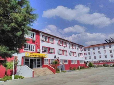 Aydın Sosyal Bilimler Lisesi, b&ouml;lge finaline y&uuml;kseldi
