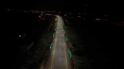 Aydınlatma &ccedil;alışmasıyla Aydınlar beldesinin &ccedil;ehresi değişti
