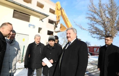 Aydınlıkevler mahallesinde kentsel d&ouml;n&uuml;ş&uuml;m başladı
