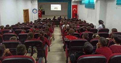 Aydıntepe&rsquo;de &ouml;ğrencilere trafik eğitimi verildi
