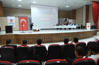 Ayet ve Hadis Ezberleme Yarışması Bölge Finali Erzincan’da gerçekleştirildi
