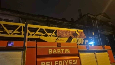 Aynı mahallede gelen 2 ayrı ihbar ekipleri harekete ge&ccedil;irdi
