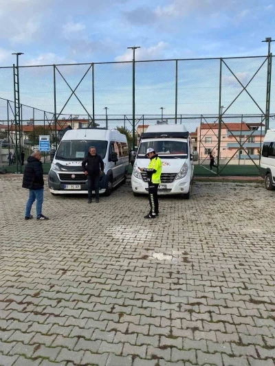 Ayvacık’ta Okul Çevreleri ve Okul Servisleri Denetlendi
