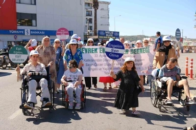 Ayvalık’ta 33. Engelliler Şenliği coşkusu
