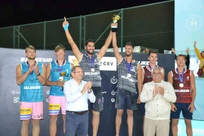 Ayvalık’ta düzenlenen &quot;2025 Plaj Voleybolu Dünya Turu&quot; sona erdi
