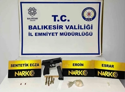 Ayvalık’ta narkotik polisinden operasyon: 3 kişi tutuklandı
