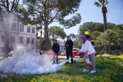 Ayvalık&rsquo;ta yangınlara karşı tatbikat
