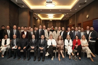 Azerbaycan yatırım fırsatları, İzmir&rsquo;de masaya yatırıldı
