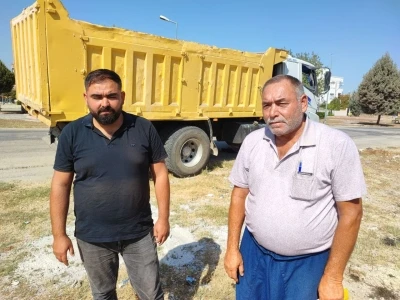 Baba ve oğlu 467 bin liralık karşılıksız çekle dolandırıldıklarını iddia etti
