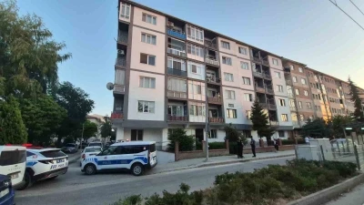 Baba ve oğlunun tartışması polisi harekete ge&ccedil;irdi
