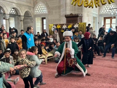 Babaeski&rsquo;de &ccedil;ocuklar Nasreddin Hoca ile buluştu
