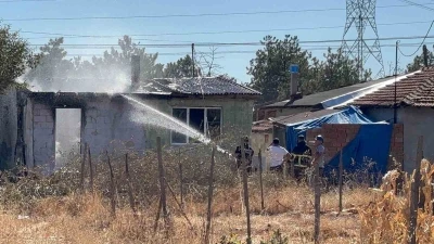 Babaeski’de ev yangını korkuttu
